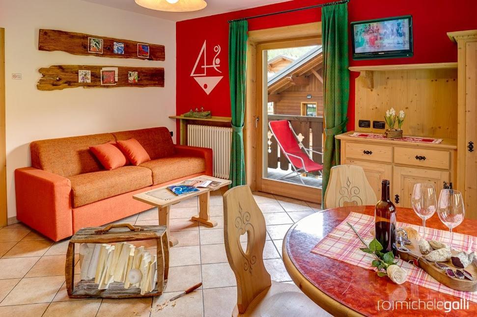 Art Apartments Casa Lapis リヴィーニョ 部屋 写真